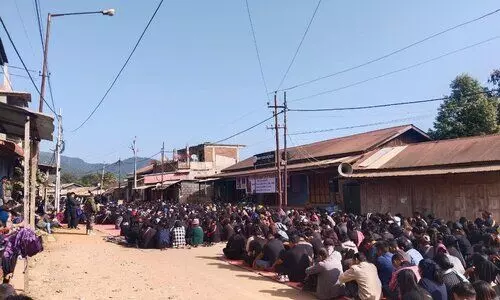 Kuki-Zo council calls for ban on Meitei script in Moreh schools; COCOMI deplores move