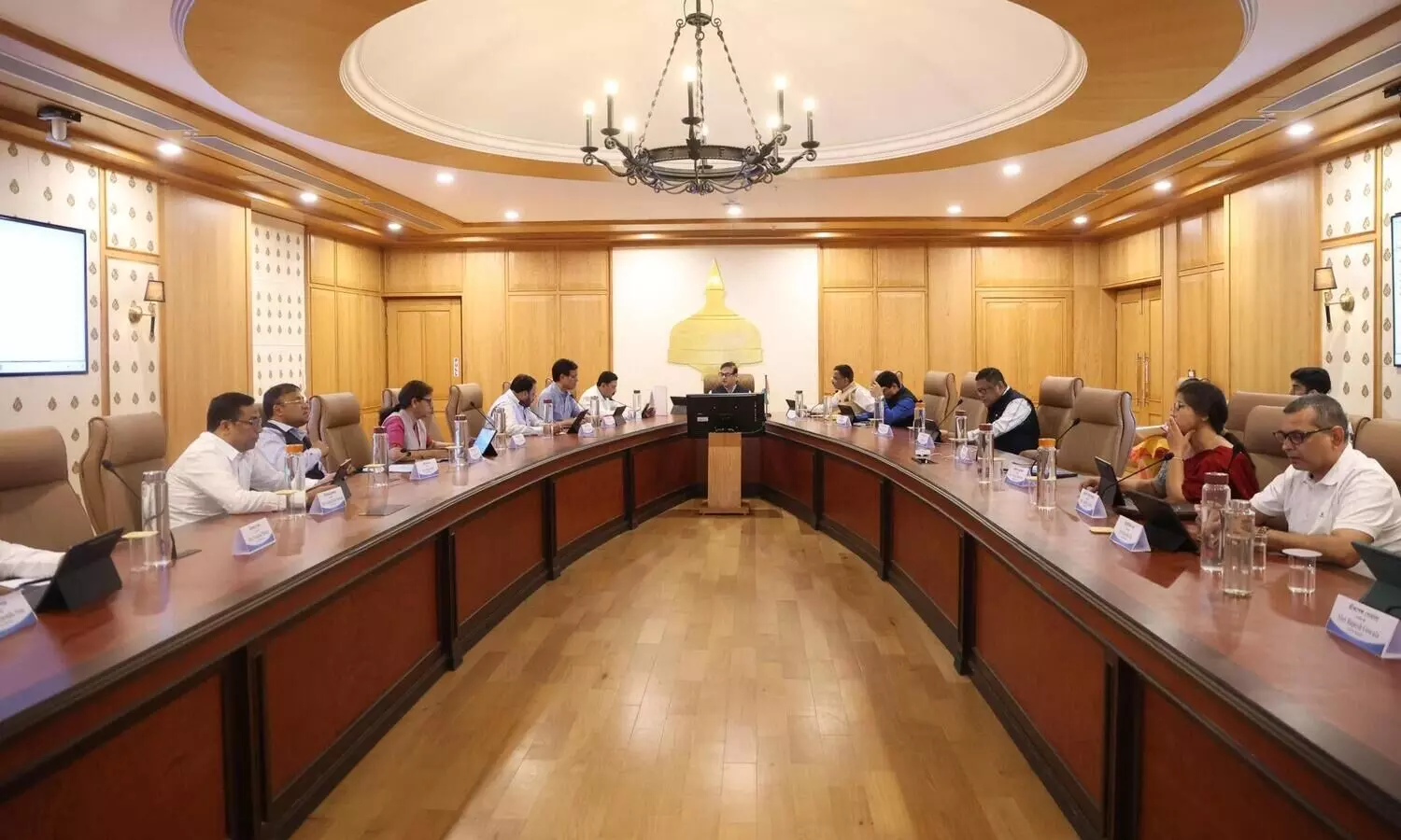 Cabinet approves 50-member panel for Bhupen Hazarika’s centenary year celebrations