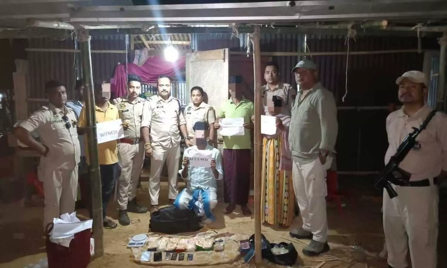 Cachar Police bust interstate drug racket; ₹2-Cr worth of heroin seized, 10 held Cachar Police bust interstate drug racket; ₹2-Cr worth of heroin seized, 10 held
