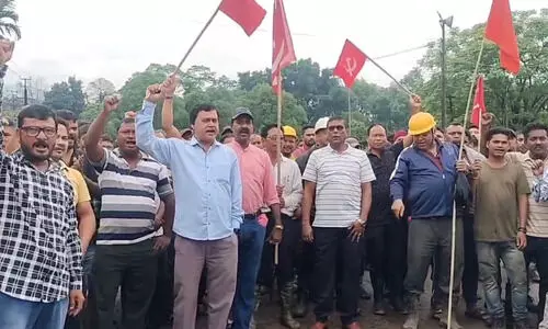 Coal workers protest layoffs over dumping yard delay in Ledo