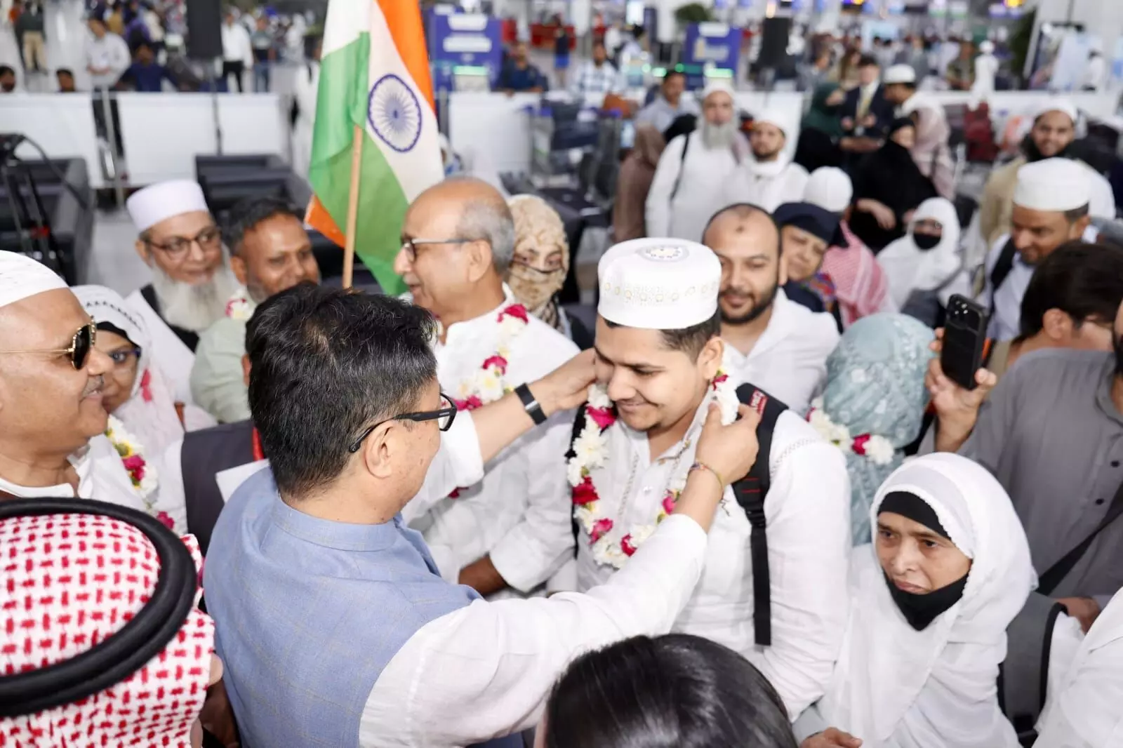 Indian Haj mission deploys assisting teams for pilgrims Mina journey