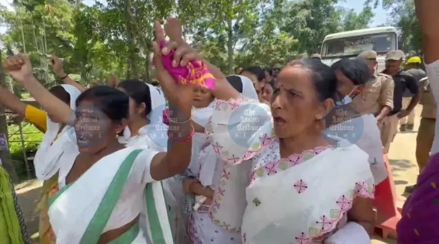 Locals demand arrest of SK Petro owner as protests erupt over ONGC gas leak