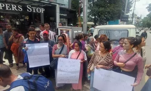 Hawkers rally outside Secretariat against Police Bazaar eviction drive, call it ‘illegal’