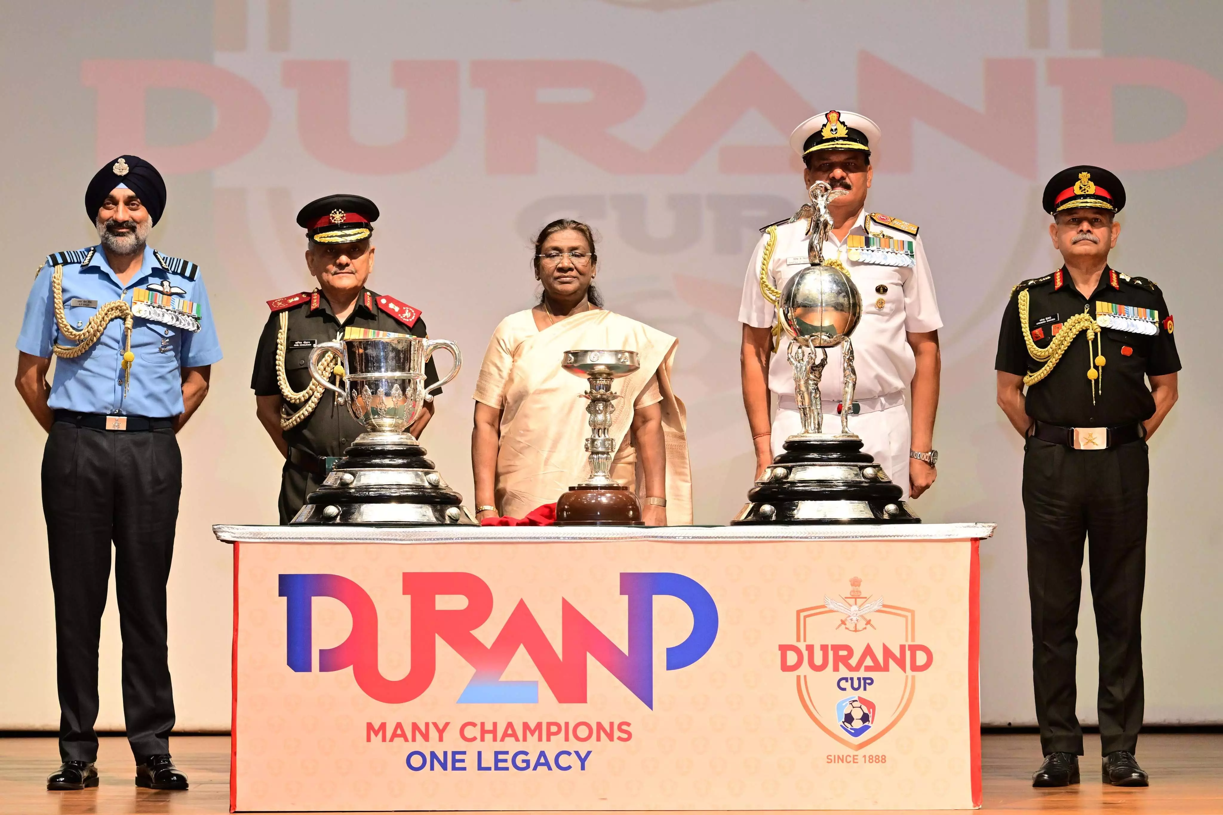 President Droupadi Murmu unveils Durand Cup 2025 trophy President Droupadi Murmu unveils Durand Cup 2025 trophy