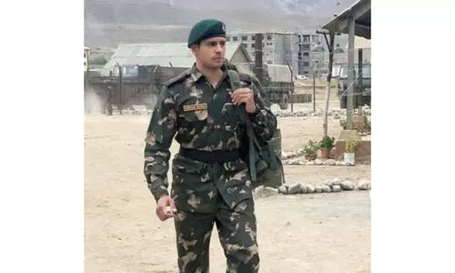 Sidharth Malhotra remembers Captain Vikram Batra on his martyrdom