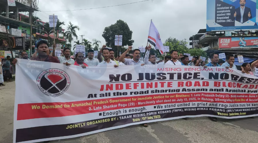 Mising groups block roads to Arunachal after Assam labourer killed in Roing shooting