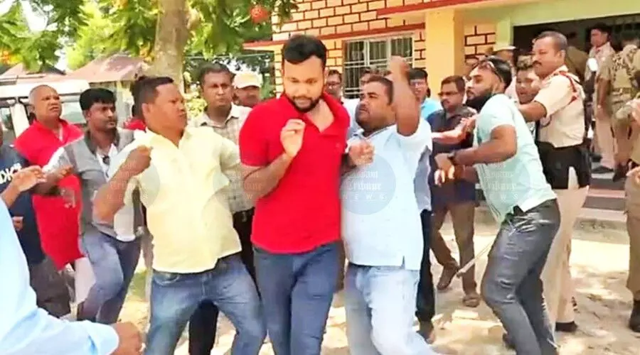 Scuffle at Golakganj Panchayat meet; BJP workers allegedly attack AGP leader, son Scuffle at Golakganj Panchayat meet; BJP workers allegedly attack AGP leader, son