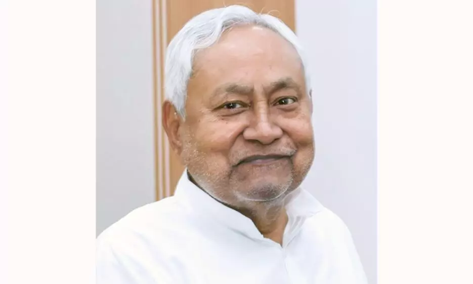 Nitish Kumar declares a more than twofold raise in the pension for journalists Nitish Kumar declares a more than twofold raise in the pension for journalists