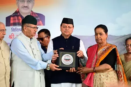 Kargil Vijay Diwas: Uttarakhand Chief Minister increases ex-gratia to Rs 1.5 crore for Param Vir Chakra recipients Kargil Vijay Diwas: Uttarakhand Chief Minister increases ex-gratia to Rs 1.5 crore for Param Vir Chakra recipients