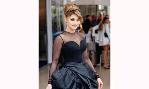 Urvashi Rautela is mocked for claiming that her bags were taken from the London airport when she was at Wimbledon