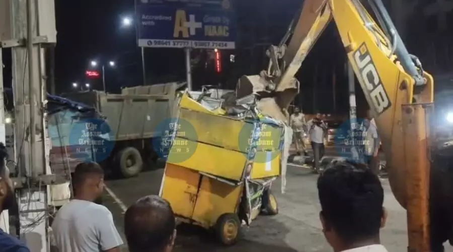 GMC cracks down on footpath vendors ahead of I-Day; evictees cry foul