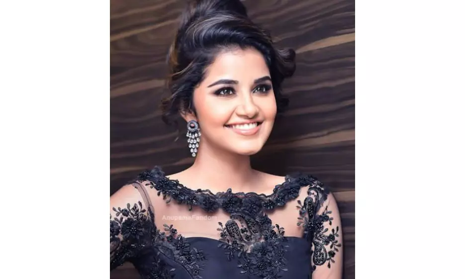 Actress Anupama Parameswaran says she was not expecting being receiving such a warm and welcoming reception