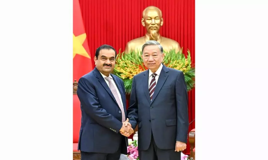 Adani Group plans to invest $10 billion in Vietnam to expand the energy and infrastructure industries