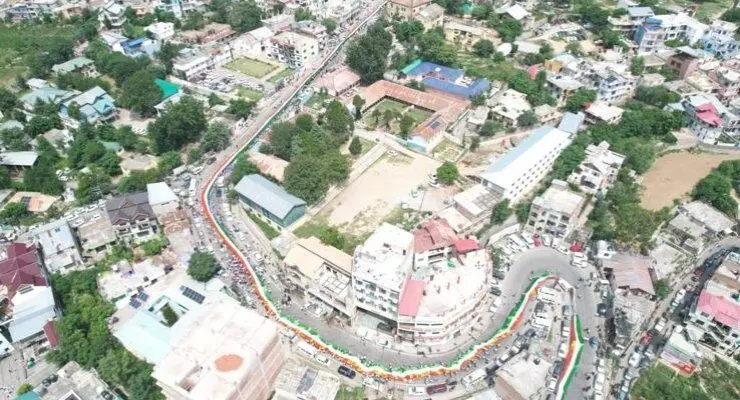 Tricolour at the gigantic Tiranga Rally in Doda, J&K, a historic 1508-meter-long Tricolour at the gigantic Tiranga Rally in Doda, J&K, a historic 1508-meter-long
