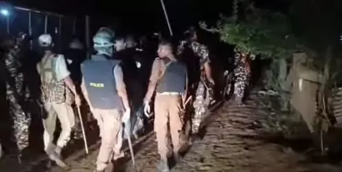 Four held as mob vandalises police vehicles, injures officers in Hojai’s Digholbali