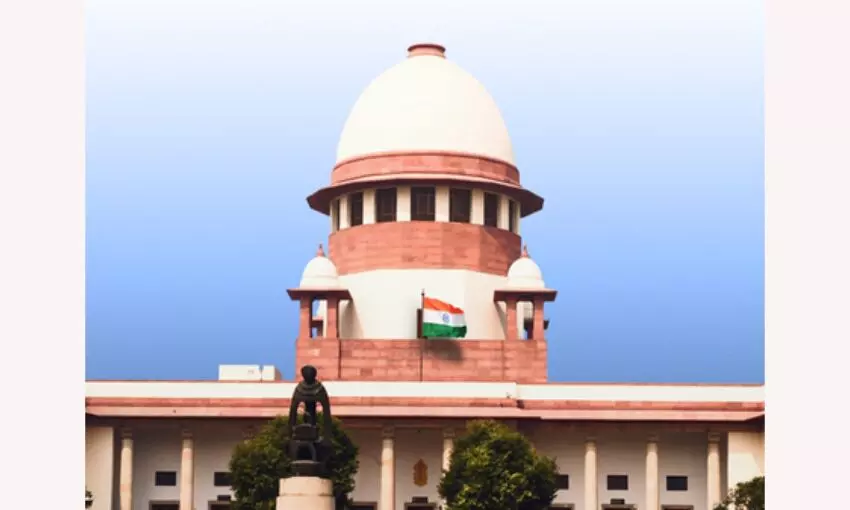 SC seeks the Centers stance on the requests to reinstate J&K as a state SC seeks the Centers stance on the requests to reinstate J&K as a state