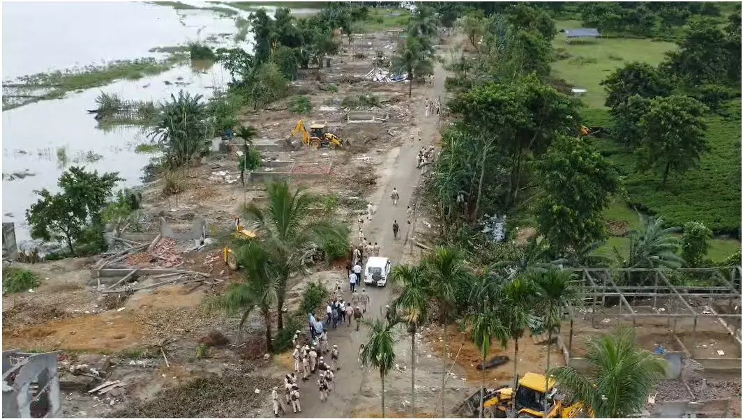 20 excavators, 10 bulldozers roll in to reclaim 175 bighas in Biswanaths Japoriguri