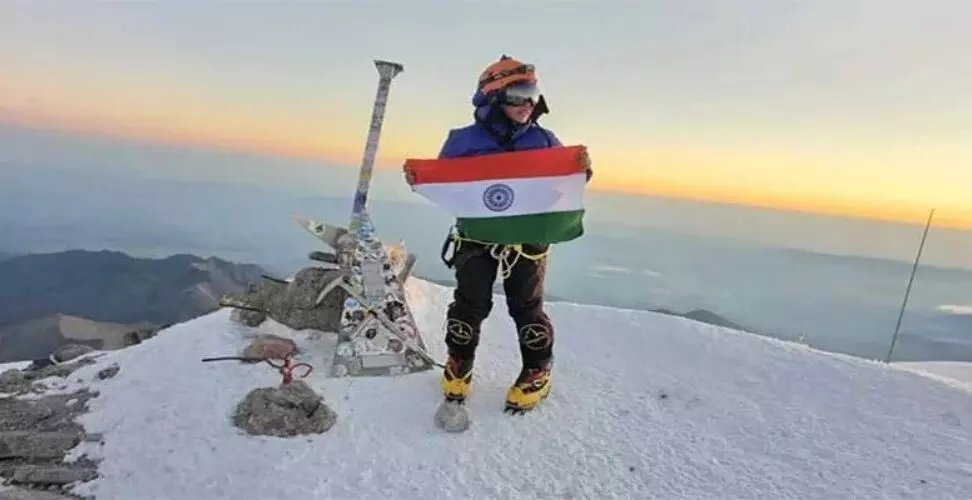 Arunachal mountaineer Kabak Yano conquers Europe’s highest peak, Mt Elbrus