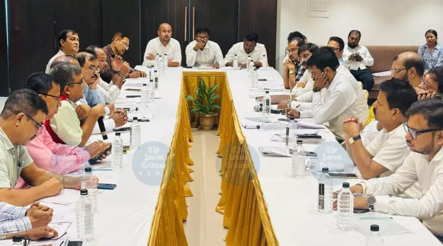 Don’t shut doors on youth: AASU opposes hiring retired faculty in model colleges Don’t shut doors on youth: AASU opposes hiring retired faculty in model colleges