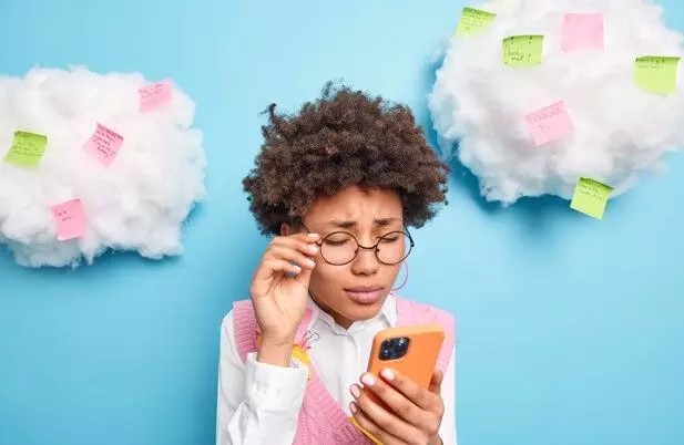 Mobile Dopamine: How to Entertain Yourself Without Overloading Your Brain