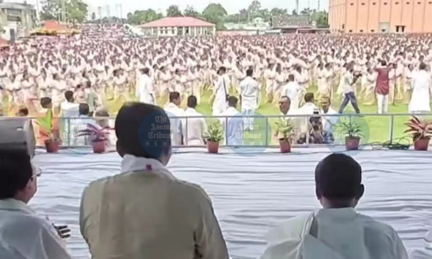 Over 7000 women perform ‘Thiyo Naam’ in Howly, creates state record