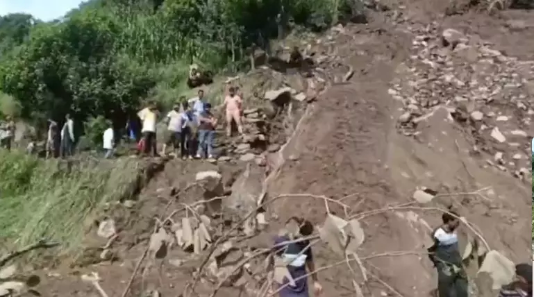 Natures wrath: cloudburst, landslide in J&K, 10 dead, 3 missing Natures wrath: cloudburst, landslide in J&K, 10 dead, 3 missing