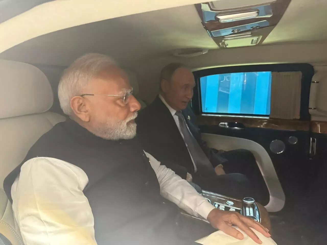 PM Modi wraps SCO Summit, holds 50-min limousine tete-a-tete with President Putin PM Modi wraps SCO Summit, holds 50-min limousine tete-a-tete with President Putin
