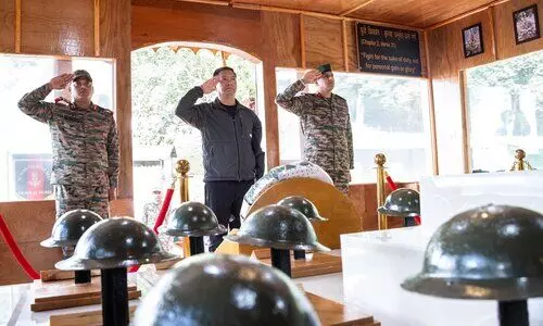 Arunachal CM honours 1962 war heroes at Helmet Post in Walong