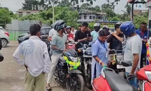 Moran blockade enters fourth day, fuel crisis deepens in Tinsukia