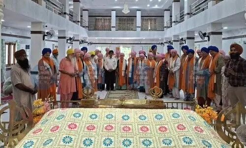Foreign tourists experience Sikh traditions at Dhubri Gurdwara during Assam cruise
