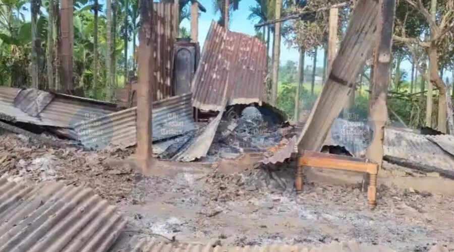Naga miscreants attack Tengatol village, torch 90 houses on Assam-Nagaland border