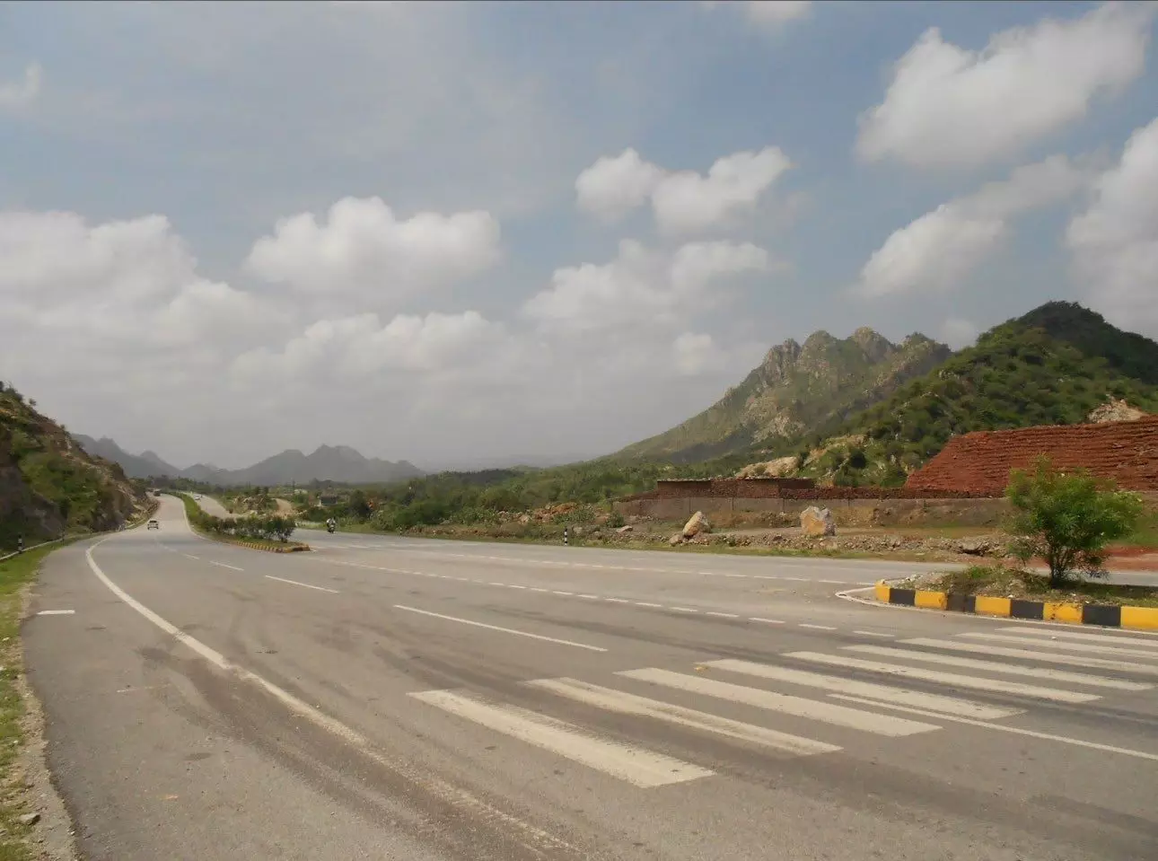 Road mishap in Ri-Bhoi: Four girls die, 3 injured after goods vehicle hits pedestrians