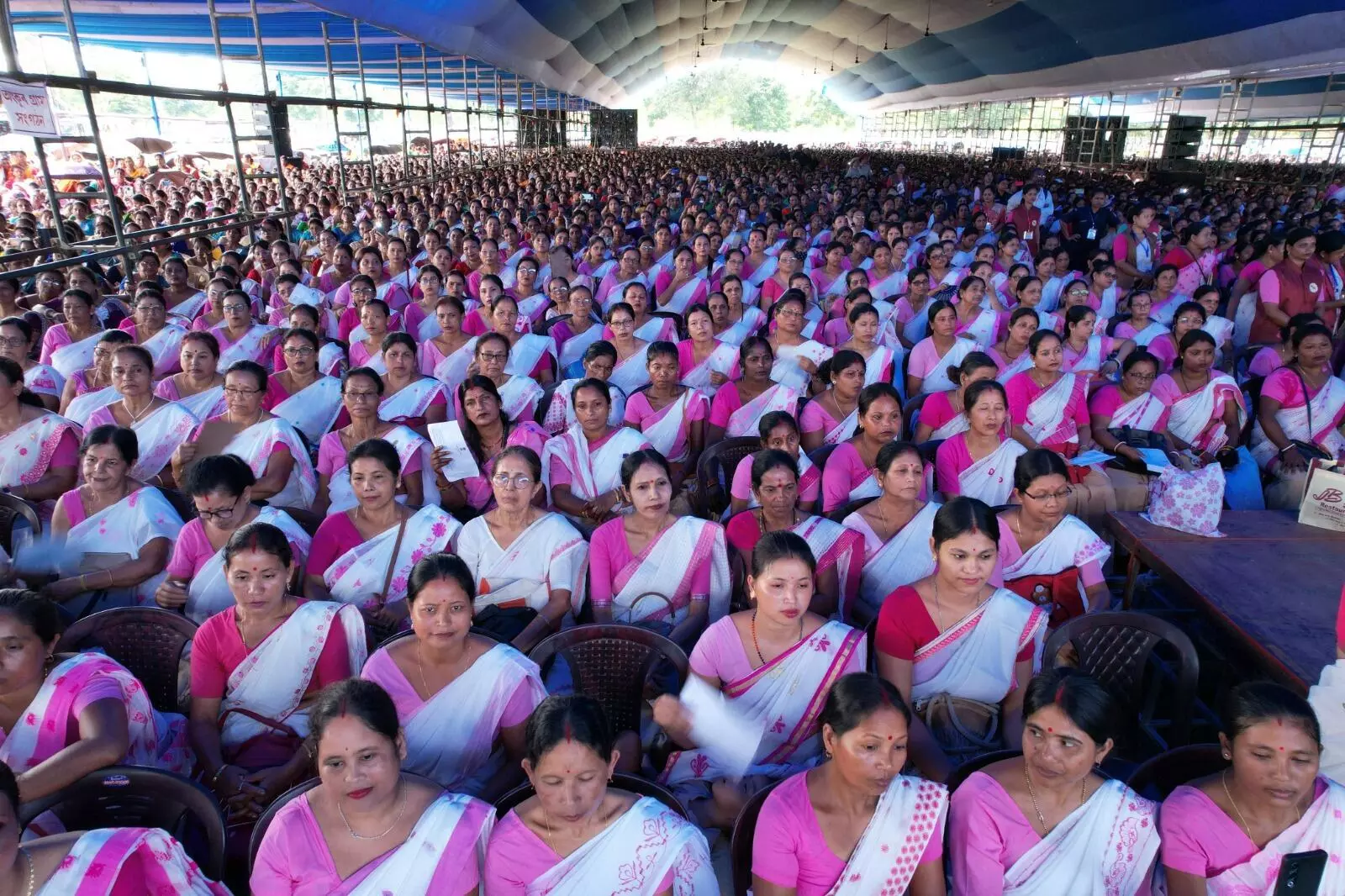 MMUA rolls out in Tinsukia; CM distributes Rs 10,000 to 14,000 SHG women