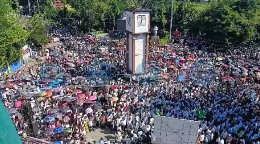 Tea workers warn of massive protests if CM’s promises are not fulfilled by Nov 25 Tea workers warn of massive protests if CM’s promises are not fulfilled by Nov 25