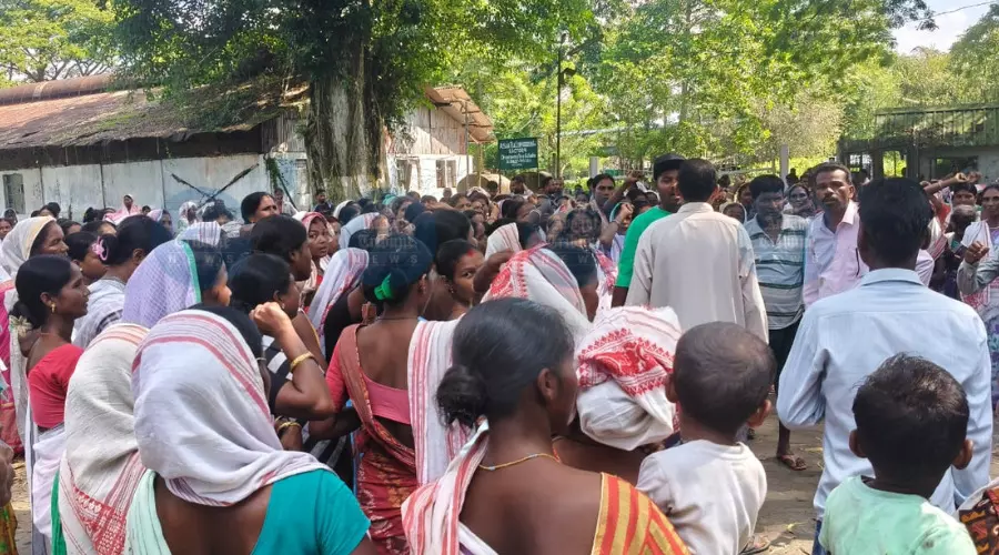 ATC tea workers stage fierce protest in Jorhat over delayed wage hike by Assam govt ATC tea workers stage fierce protest in Jorhat over delayed wage hike by Assam govt