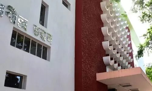 Over 1,000 artistes urge Assam Govt to reopen historic Rabindra Bhawan