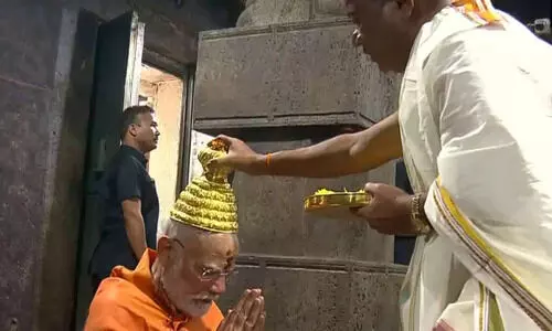 PM Modi prays at sacred Srisailam temple in Andhra Pradesh