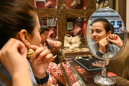 Dhanteras trade likely to touch Rs 1 lakh crore this year, says Khandelwal