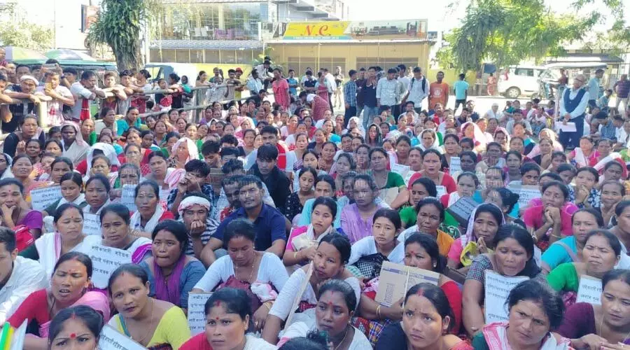 Displaced Laika Bangaon families seek CM’s action on resettlement before 2026 polls