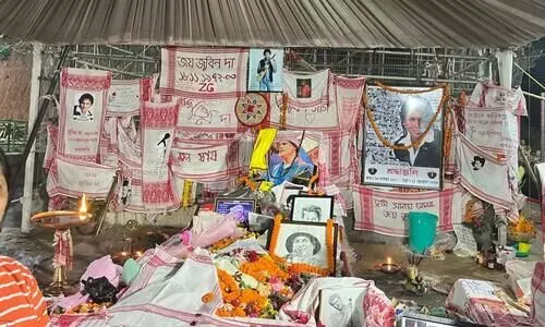 Zubeen Gargs Sonapur samadhi hosts day-long homage with prayers, musical tributes