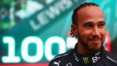 Hamilton urges Piastri and Norris to challenge Verstappen fiercely in F1 title fight