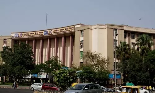 Congress seeks probe into LIC’s alleged Adani investments; insurer denies report