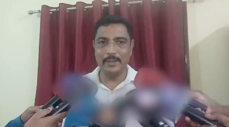 Meeting with ministers fuels buzz over former AATSA chief’s likely BJP entry Meeting with ministers fuels buzz over former AATSA chief’s likely BJP entry