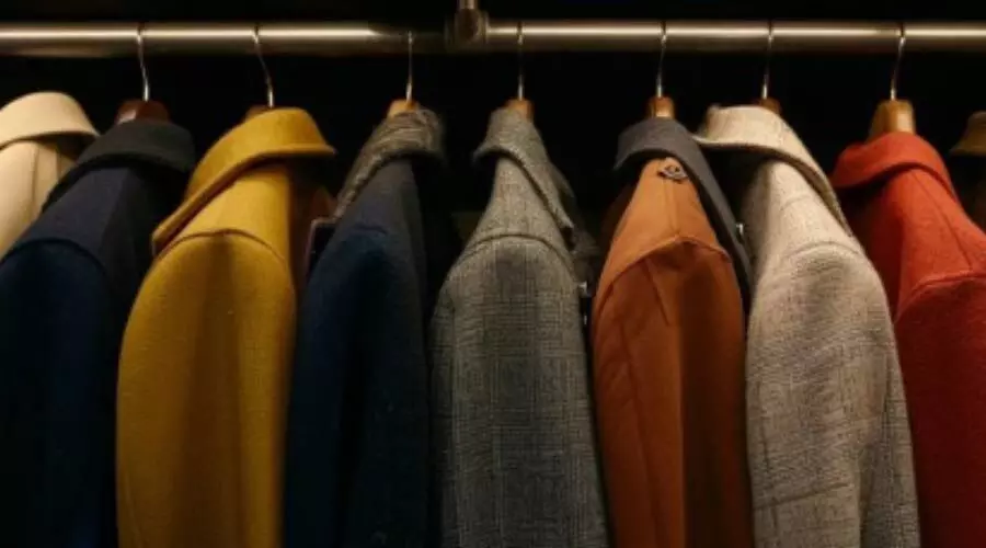 The Ultimate Guide to Womens Coats: Styles, Fabrics, and Trends for Every Season