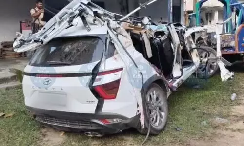 Speeding car crashes on NH-27 near Jagiroad, kills three, injures two