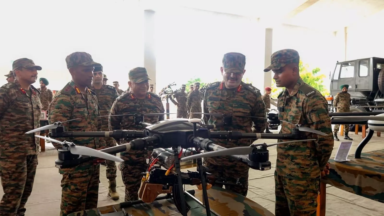 Army Chief reviews drone, combat preparedness during Kharga Corps visit