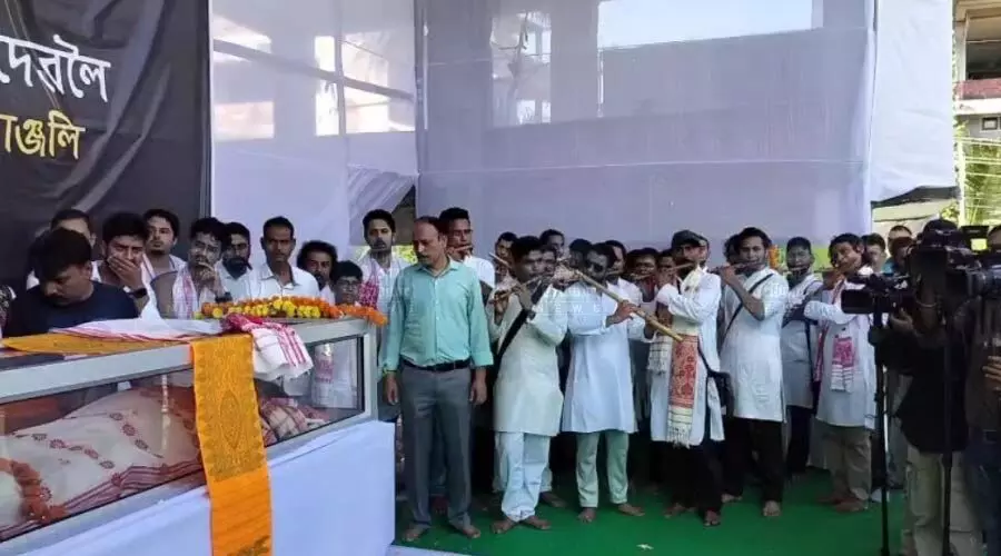 Flautist Dipak Sarma’s final homecoming; cremation with state honours at Navagraha Flautist Dipak Sarma’s final homecoming; cremation with state honours at Navagraha