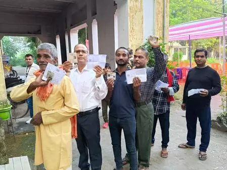 Initial phase of Bihar Assembly polls sees 13.13% voter turnout in 2 hours Initial phase of Bihar Assembly polls sees 13.13% voter turnout in 2 hours