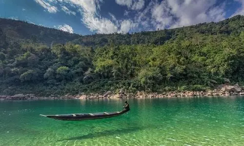 Meghalaya Pollution Board fines NHIDCL Rs 15 lakh for Umngot river pollution