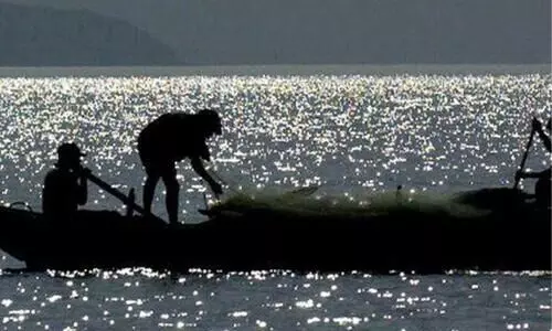 Sri Lankan Navy arrests 14 Indian fishermen from Tamil Nadu for poaching